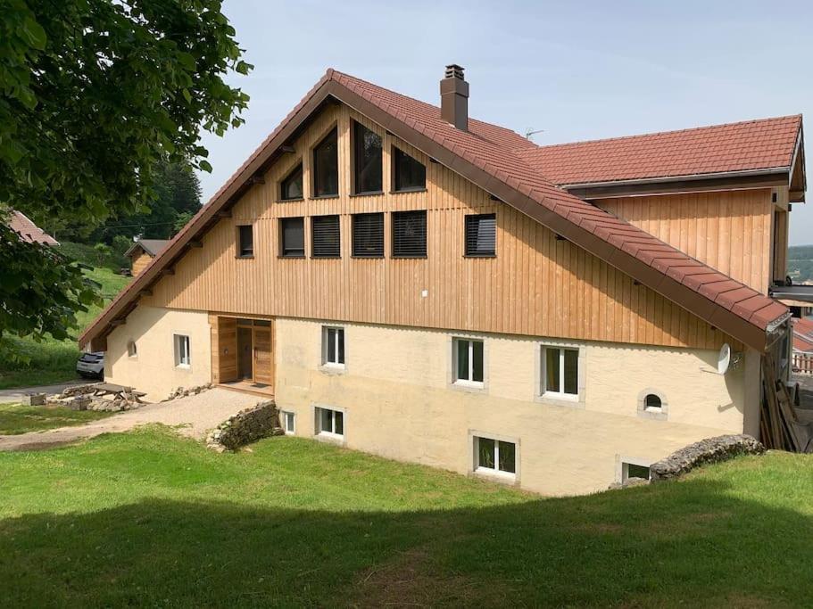 Ancienne Ferme Comtoise 4 Etoiles, 11 Personnes Lac St-Point/Mont D'Or Montperreux Dış mekan fotoğraf
